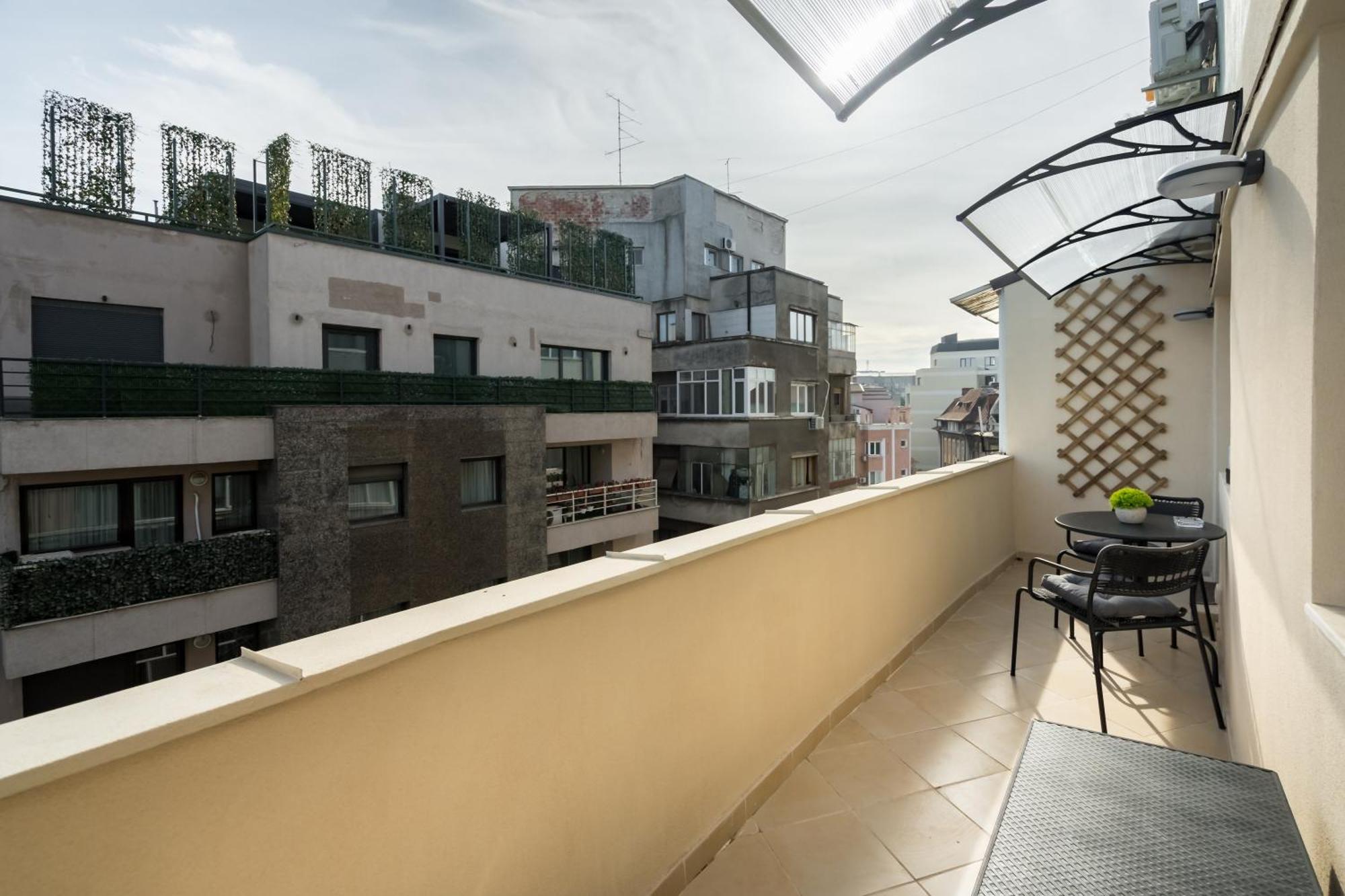 Urban Dream Studio With City Views & Comfort Bukarest Kültér fotó