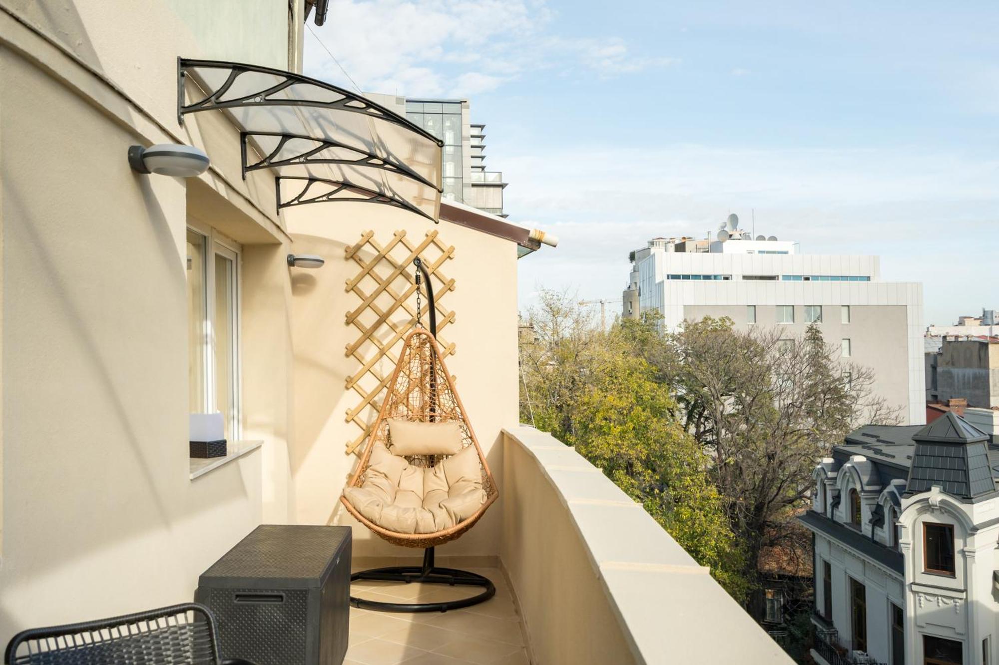 Urban Dream Studio With City Views & Comfort Bukarest Kültér fotó